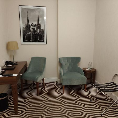 Hotel Royal & Spa Bialystok Exterior photo A room at the hotel