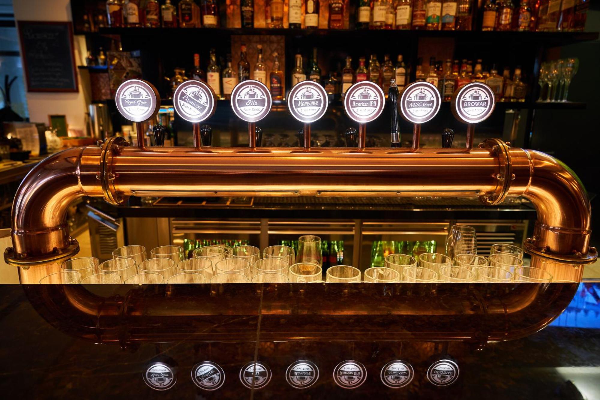 Hotel Royal & Spa Bialystok Exterior photo Beer taps