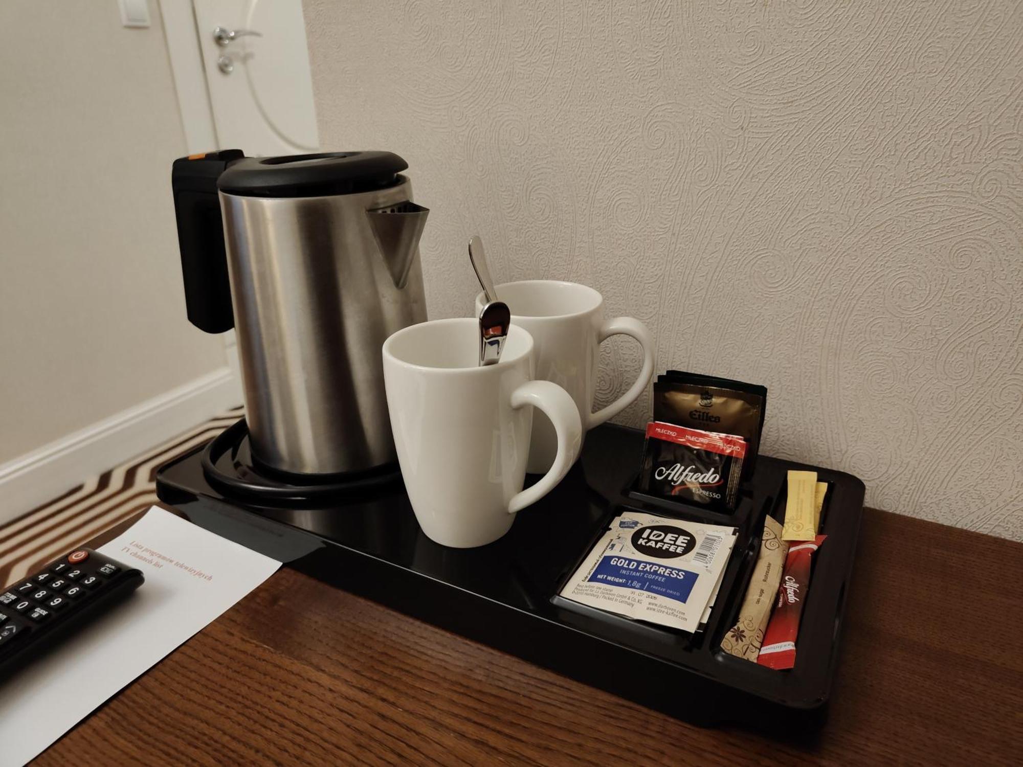 Hotel Royal & Spa Bialystok Exterior photo A tea tray
