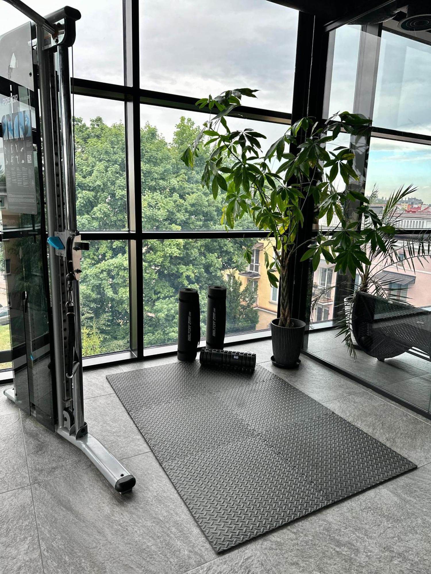 Hotel Royal & Spa Bialystok Exterior photo The interior of the gym